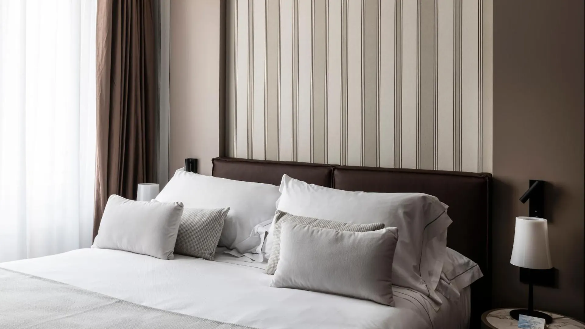 Duomo Hotel & Apartments 4*, Milan Italy