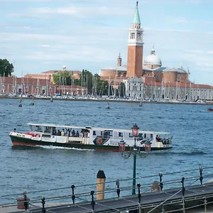 locazione-mery.hotelinveneto.com/